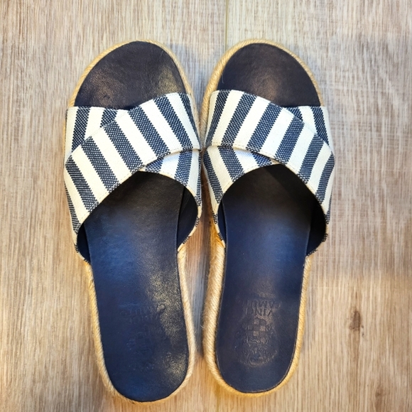 Vince Camuto Shoes - Vince Camuto Cross strap wedges Size 8